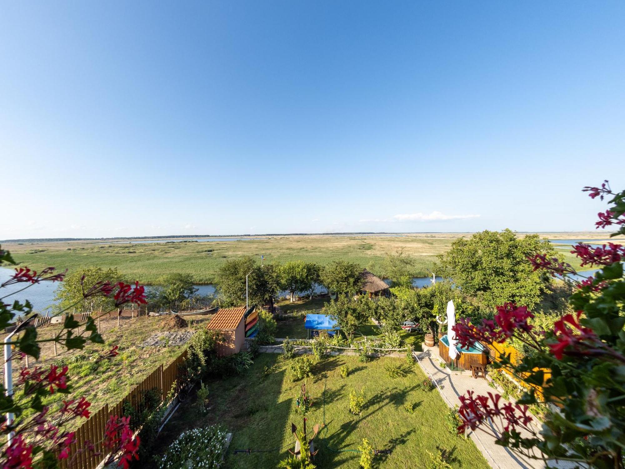 Laguna Nuferilor Habitat Somova Exterior photo